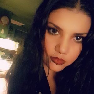 Meet your Posher, Faryn